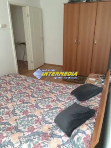 2-camere-de-vanzare-in-cetate-etaj-3-mobilat-utilat-3